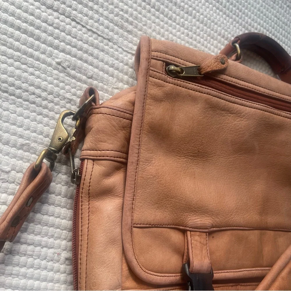 Canyon Outback Leather Co. Messenger Bag Expandable